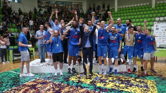 Левски Лукойл отстрани Балкан (Ботевград) в турнира за купата на страната по баскетбол