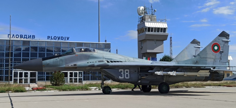 Дежурството по охрана на въздушното пространство ще се изпълнява от летище Пловдив