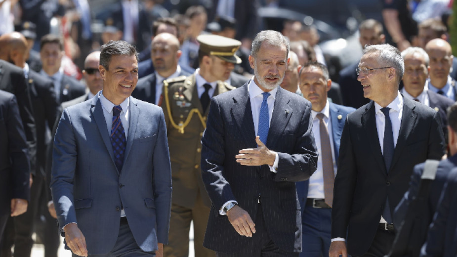 Испания отбелязва 40 години от членството си в НАТО