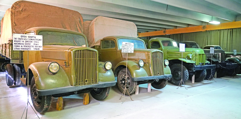 Военен музей пази  камион от филма  „На всеки километър“