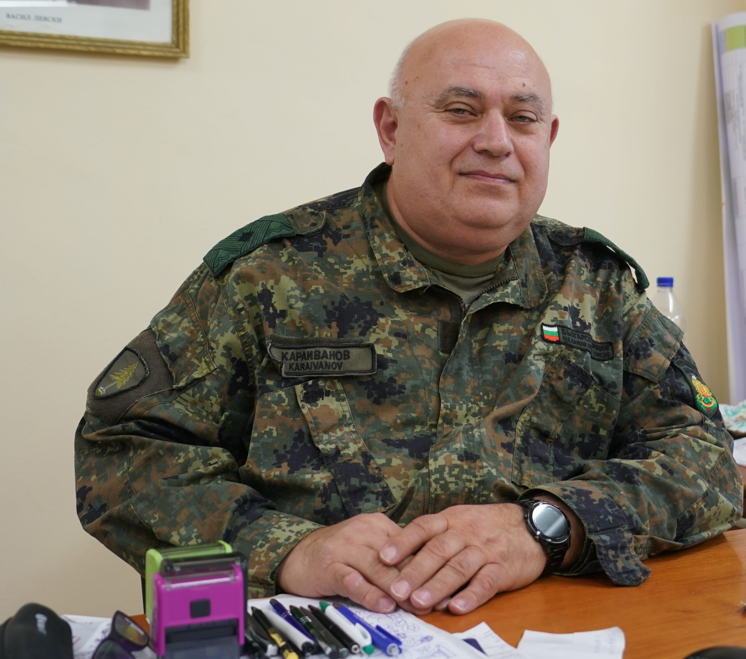 Бригаден генерал от запаса Николай Караиванов: Вярвам в две неща: в хората и машините