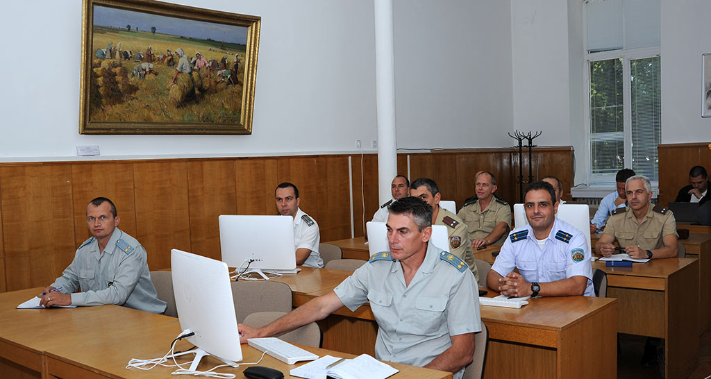 - armymedia.bg