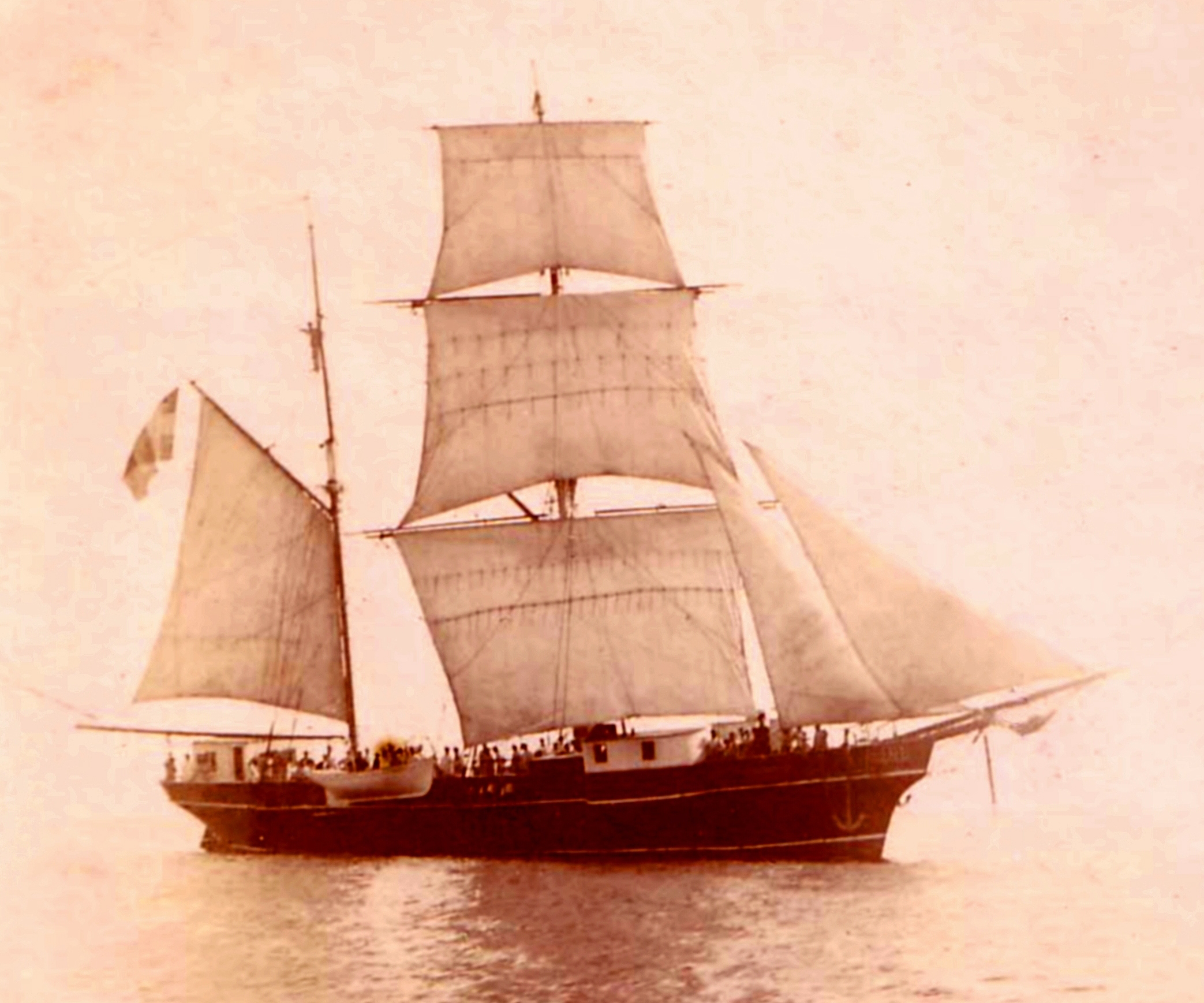 Първият учебен кораб на Морското училище