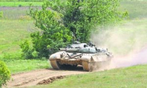 1-MO-tank-T-72