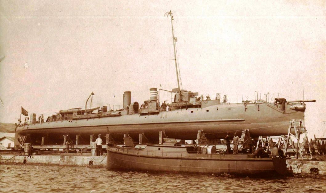 Хелингът на Флота: Съоръжението работи вече 115 г.