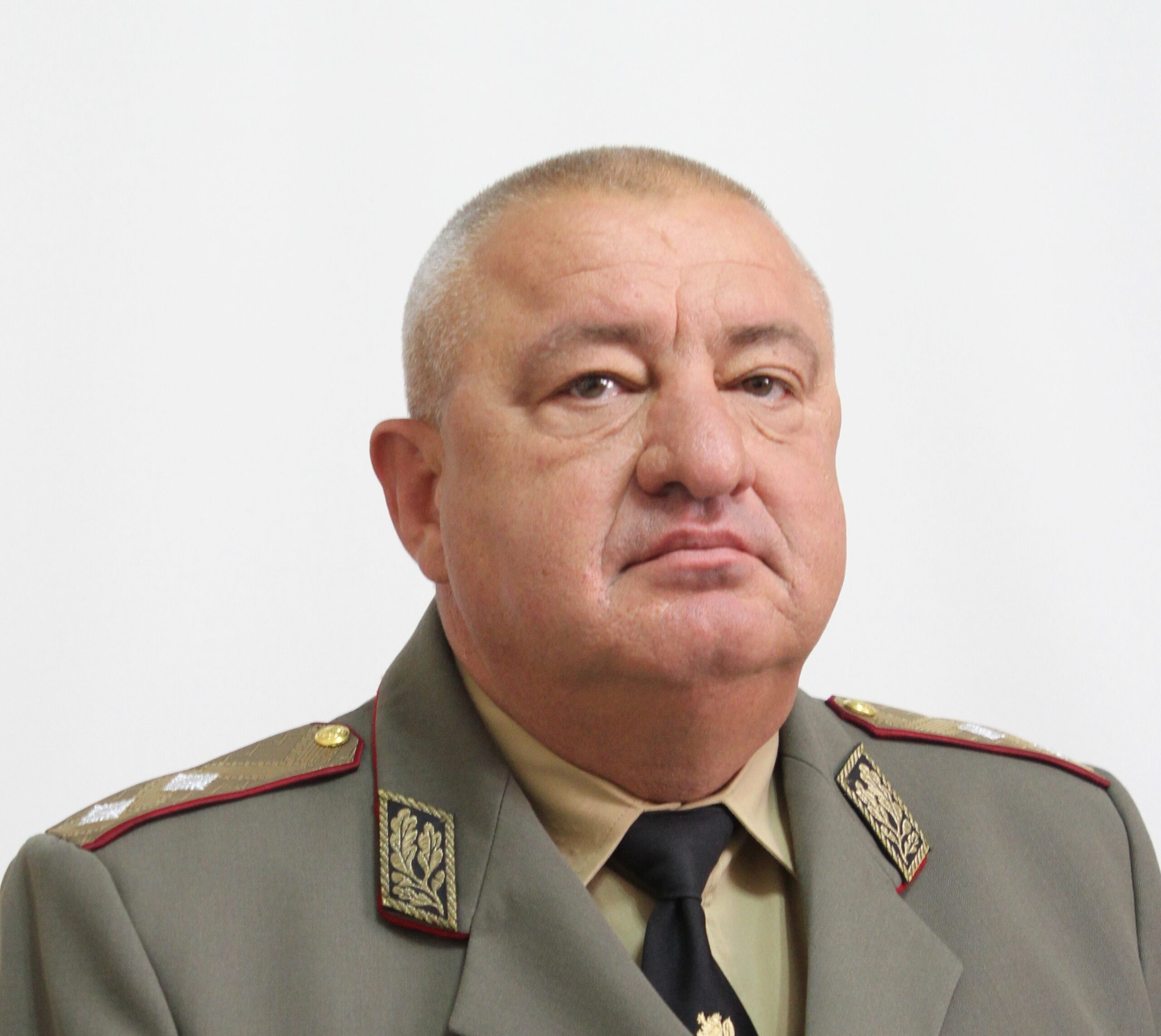 Генерал-майор Валери Цолов: Имаме голям процент войници, станали сержанти или офицери