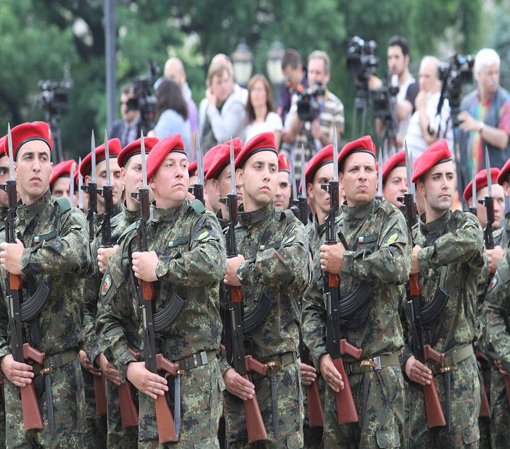 - armymedia.bg