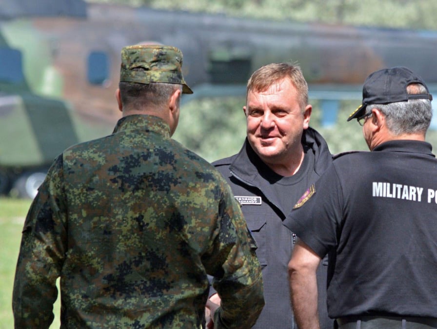 Министърът на отбраната Красимир Каракачанов: Няма да правим компромиси с бойните способности на армията
