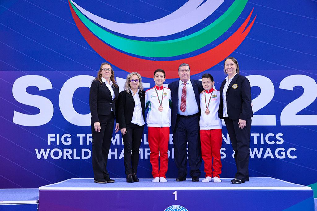България с втори медал на световното първенство по скокове на батут за младежи и девойки
