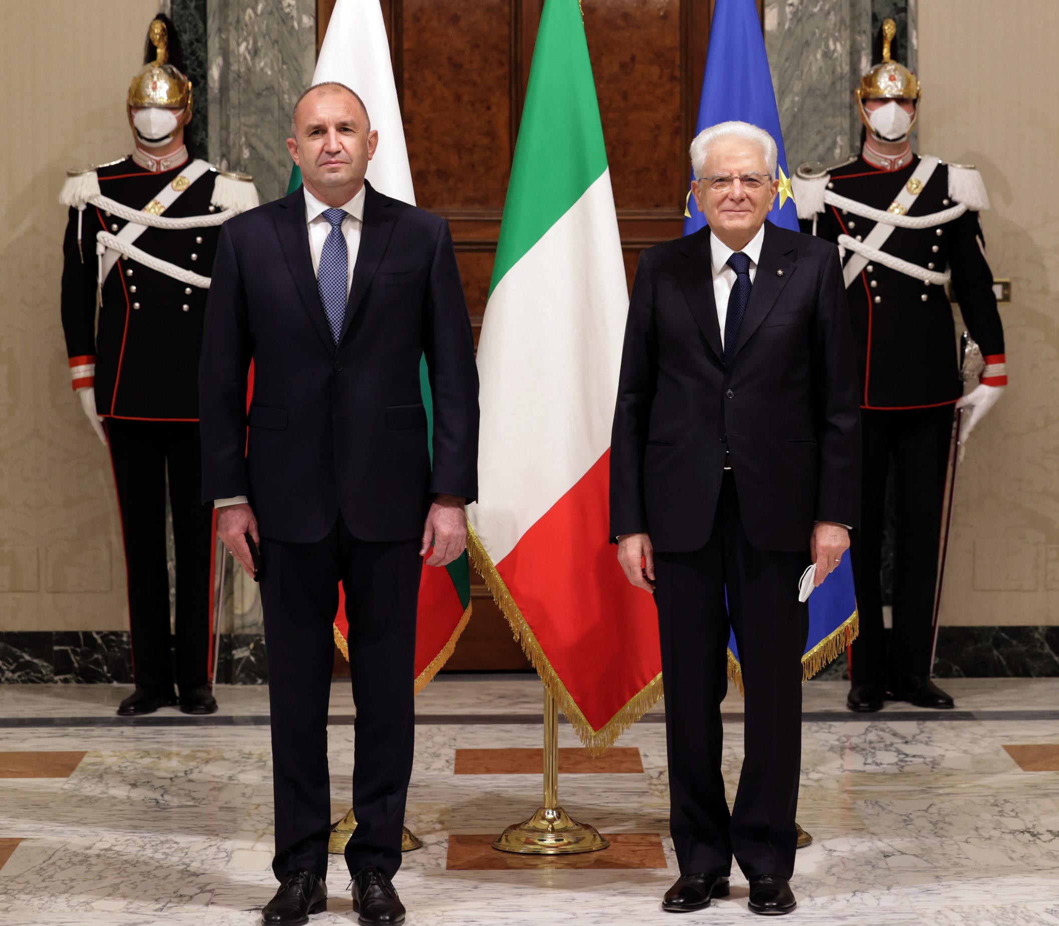 Президентите Румен Радев и Серджо Матарела обсъдиха в Рим възможностите за насърчаване на двустранното икономическо и инвестиционно сътрудничество