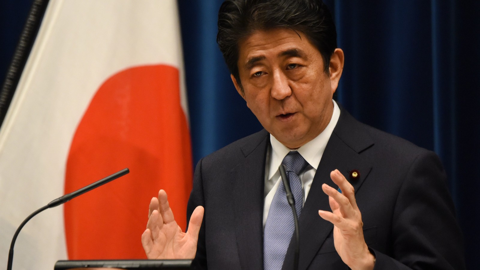 Премиера на Япония подаде оставка заради хронично заболяване