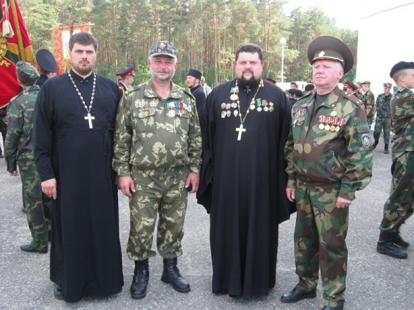 Изгоненият от България свещеник създавал православни паравоенни клубове в Беларус