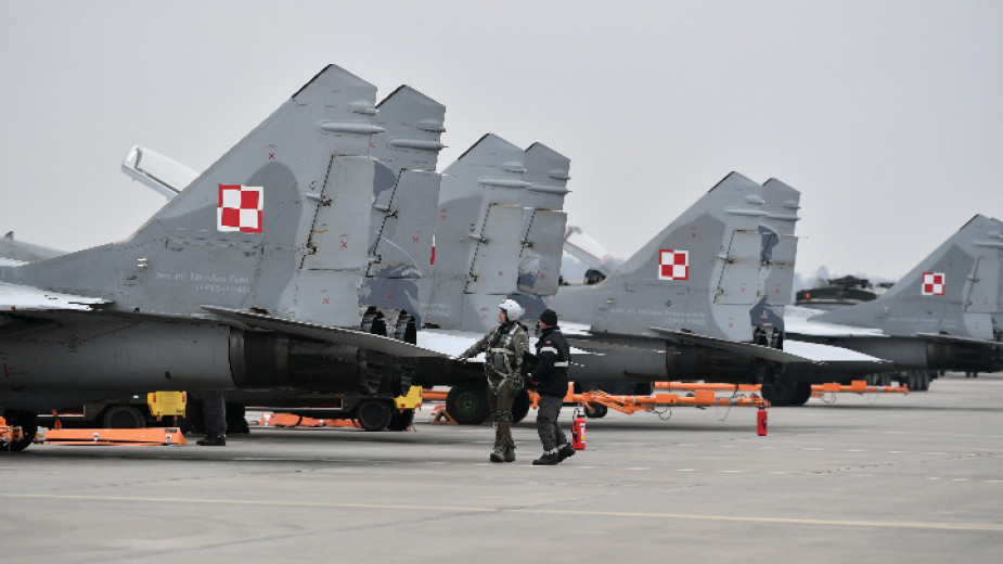 Полша не планира да изпрати на Украйна всичките свои самолети МиГ-29