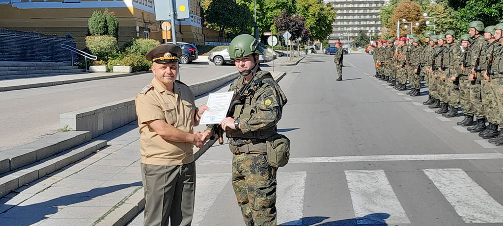 - armymedia.bg