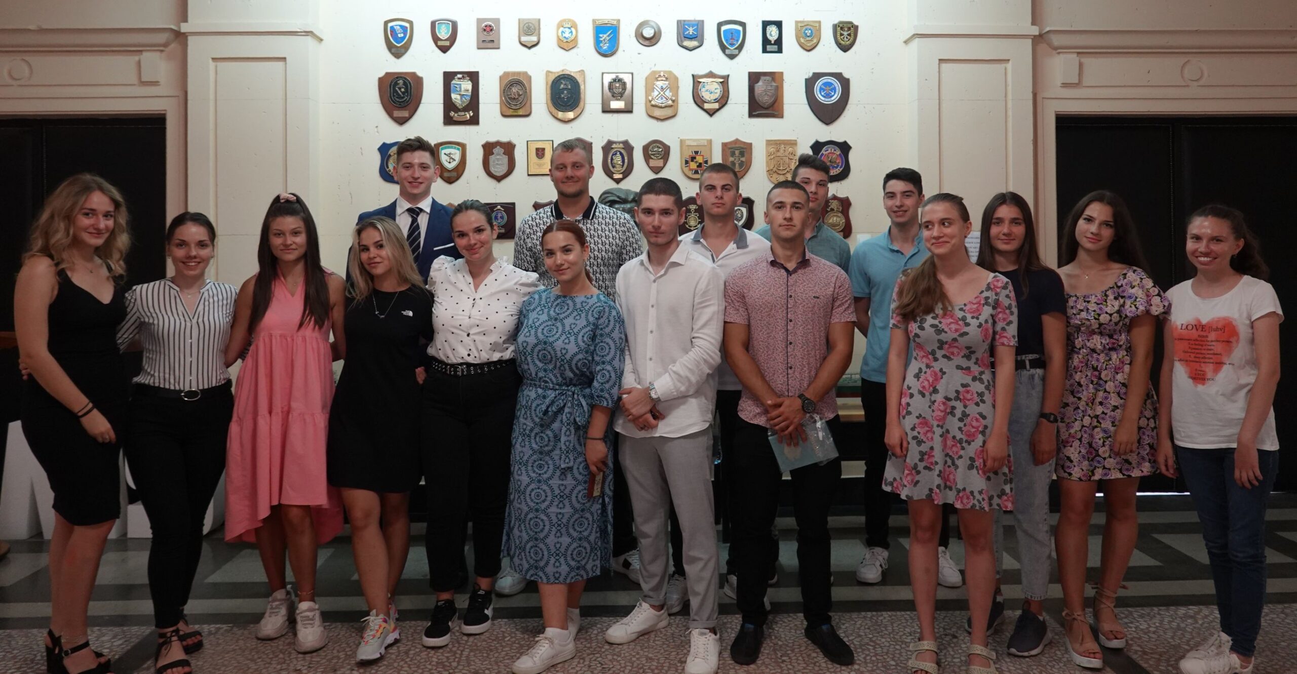 - armymedia.bg