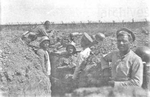 2-Войници в окопите на Серетския фронт, 1 август 1917 г.