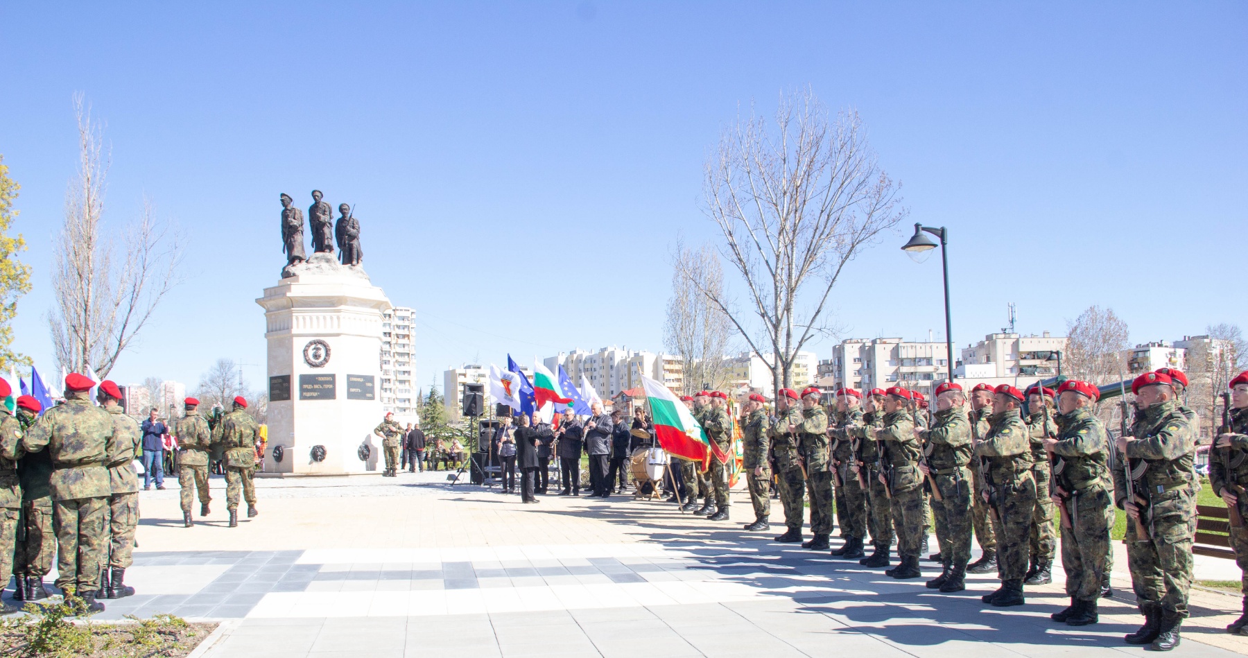 - armymedia.bg