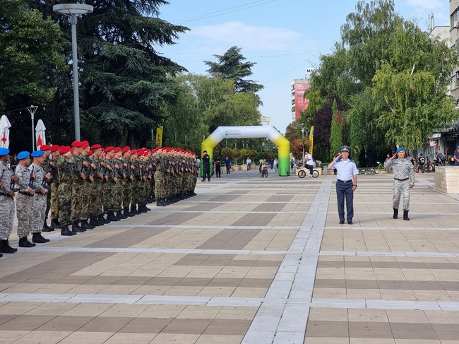С военен ритуал и велопоход с 300 участници Ямбол отбеляза 115 г. от Независимостта на България - armymedia.bg С военен ритуал и велопоход с 300 участници Ямбол отбеляза 115 г. от Независимостта на България