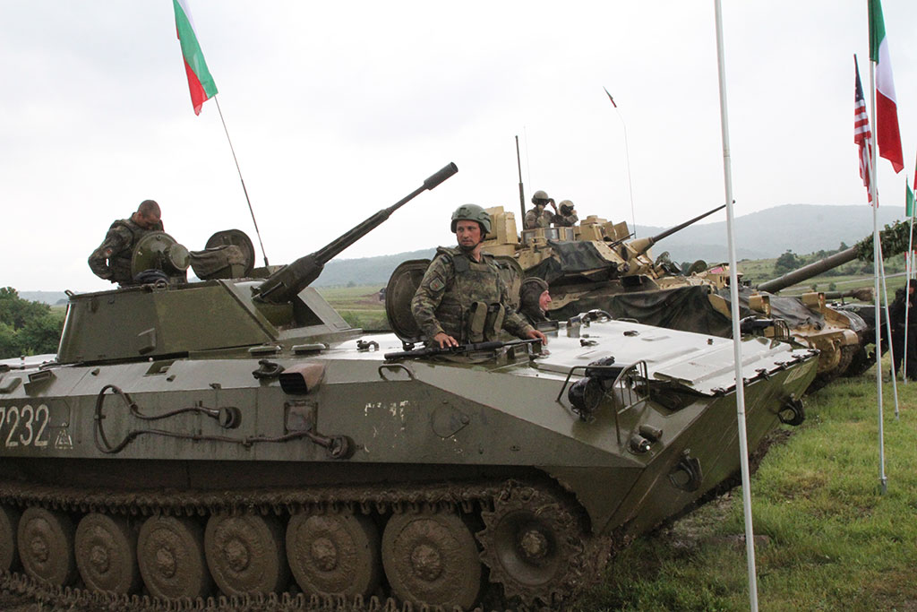 Полковник Христо Христов: Изградихме класифицирана мрежа до ниво NATO-Secret - armymedia.bg Полковник Христо Христов: Изградихме класифицирана мрежа до ниво NATO-Secret