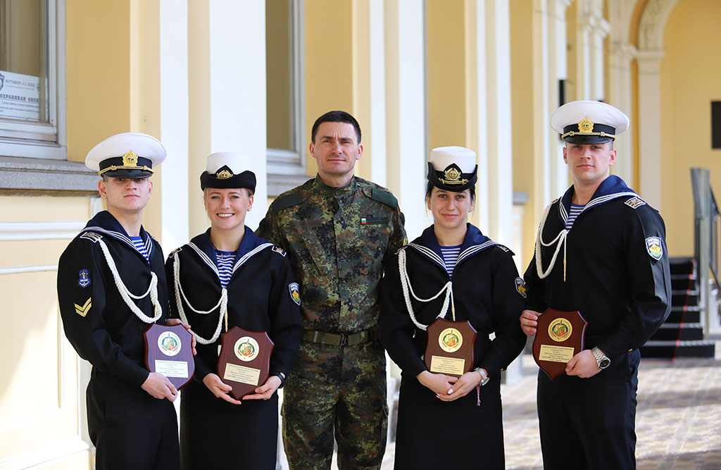 - armymedia.bg