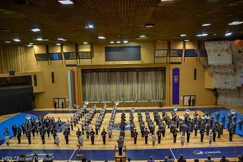 Атрактивен шоу спектакъл сътвориха военните оркестри във Велико Търново
