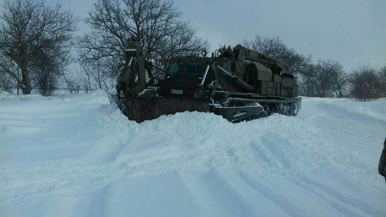 Военнослужещи от Сухопътните войски оказват помощ на населението в област Русе