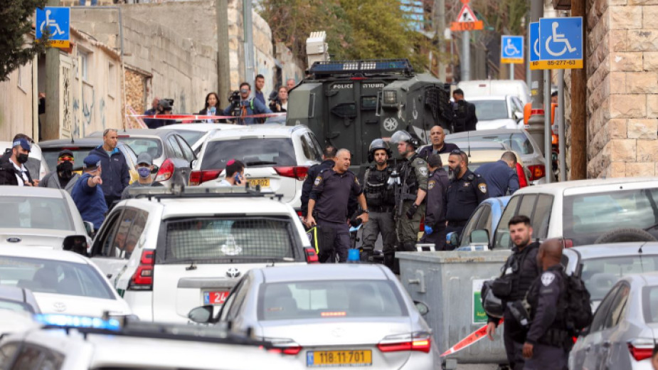 Двама ранени при нова атака в Ерусалим, стрелецът е 13-годишно момче