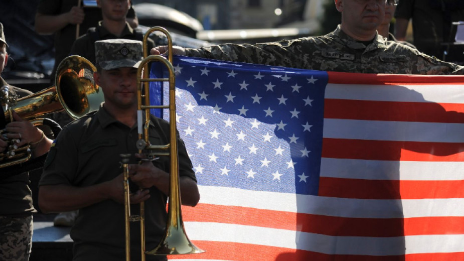С паради, пикници и барбекю в Съединените Щати се отбелязва Денят на независимостта