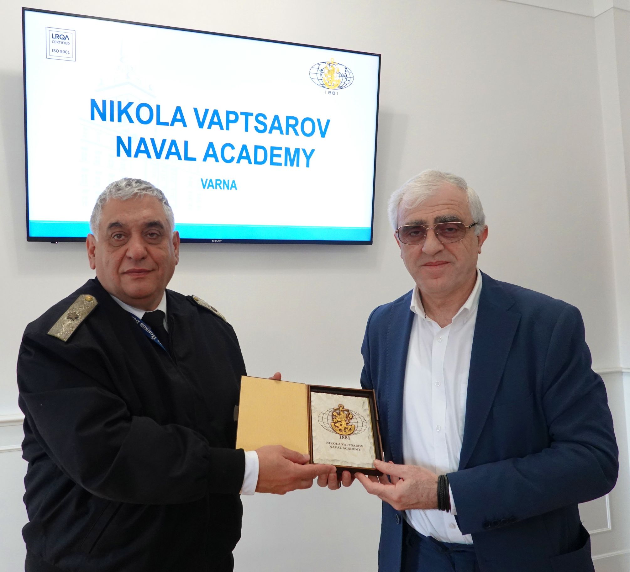 - armymedia.bg