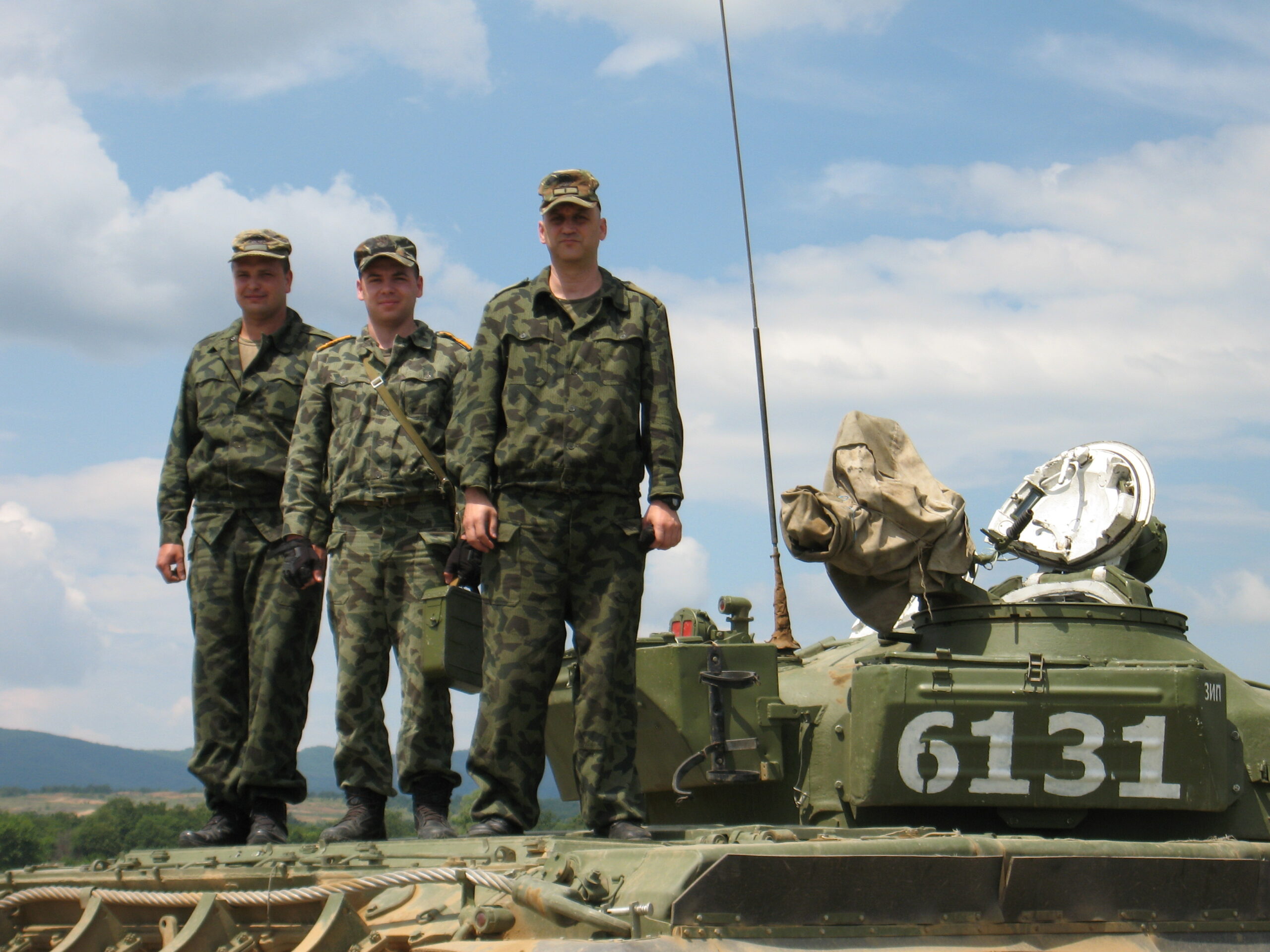 Курсанти поразяваха мишените с танк Т-72