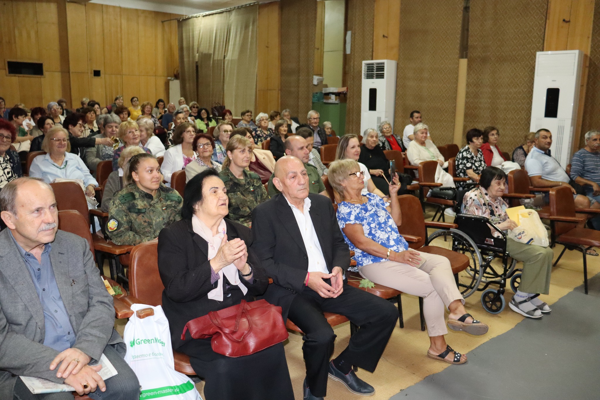 - armymedia.bg