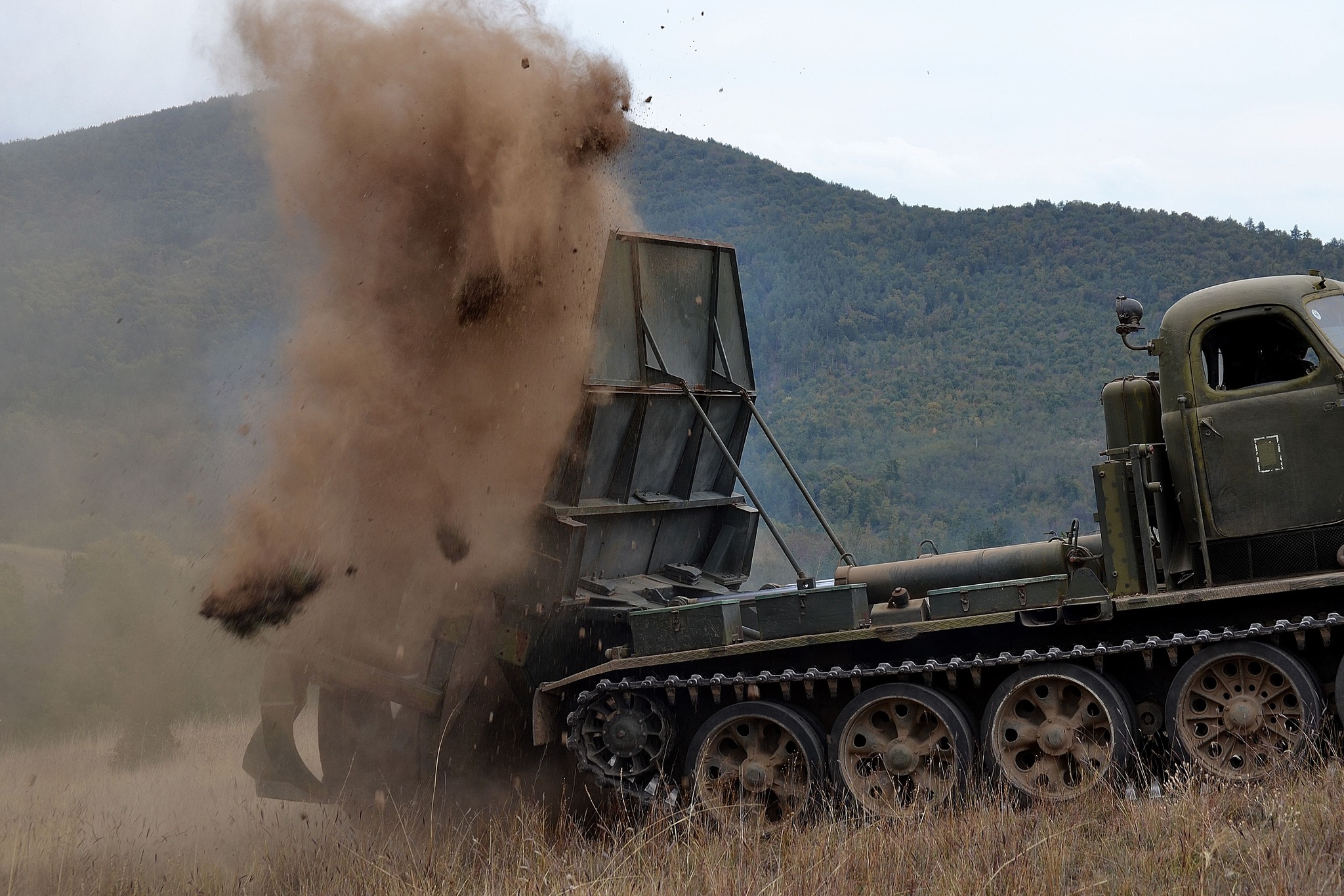- armymedia.bg