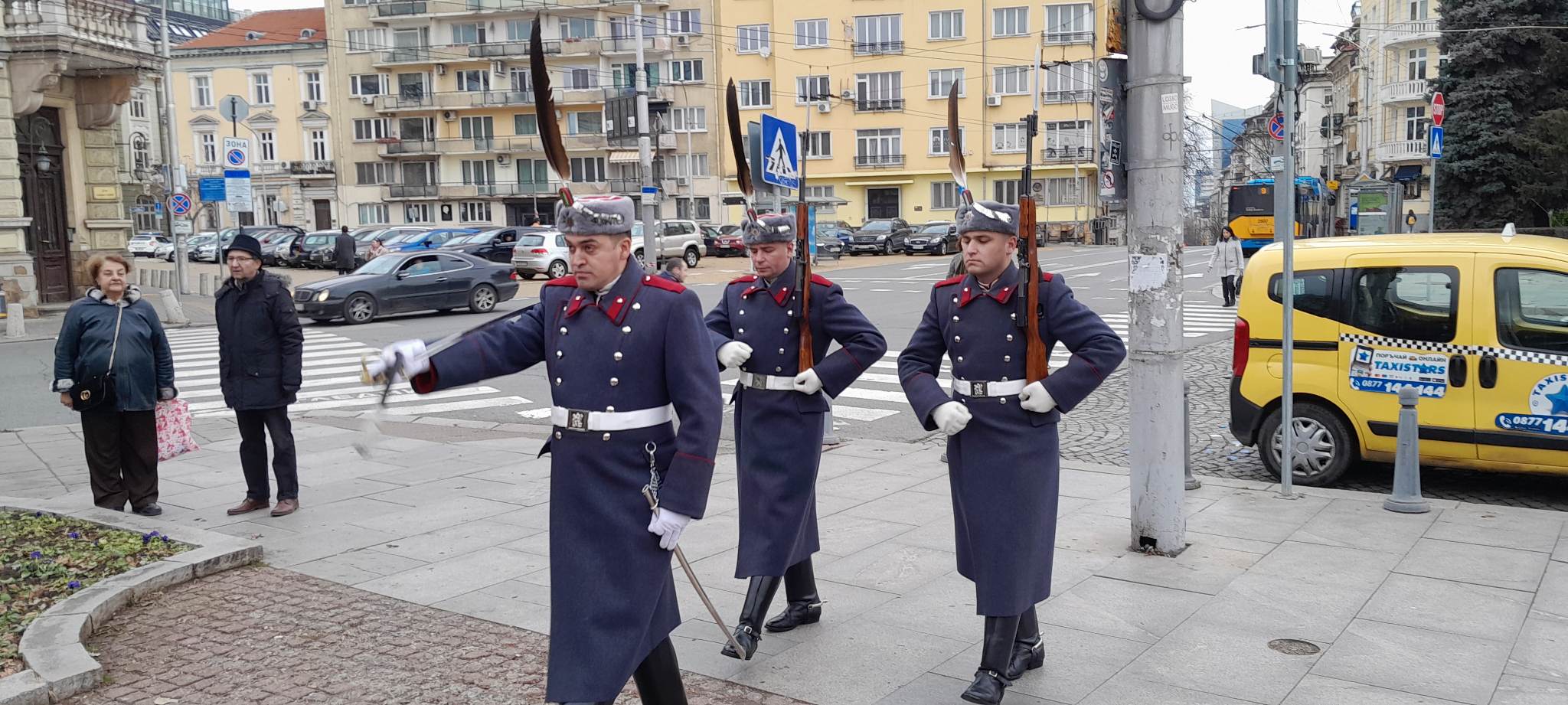 - armymedia.bg