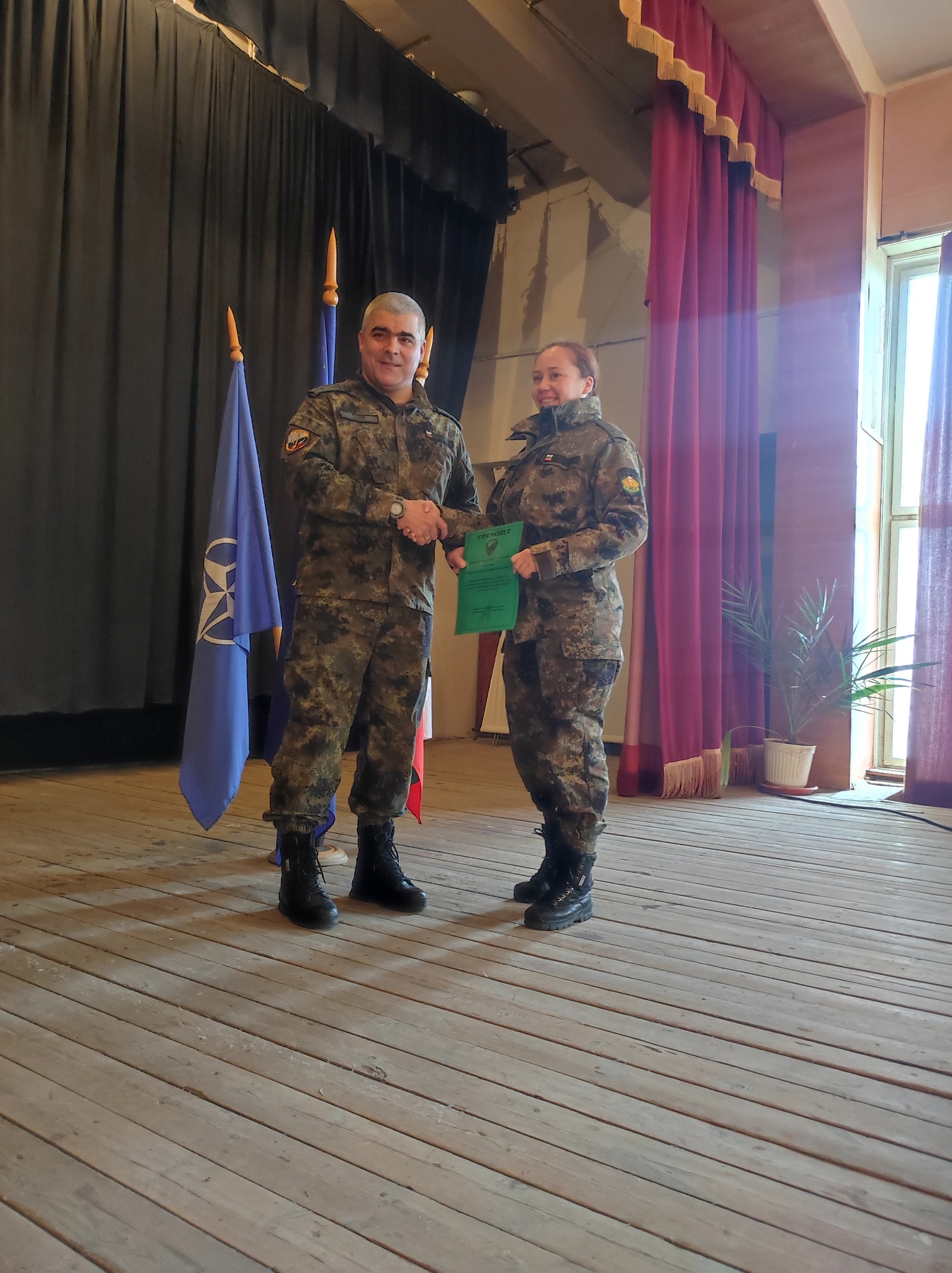 - armymedia.bg