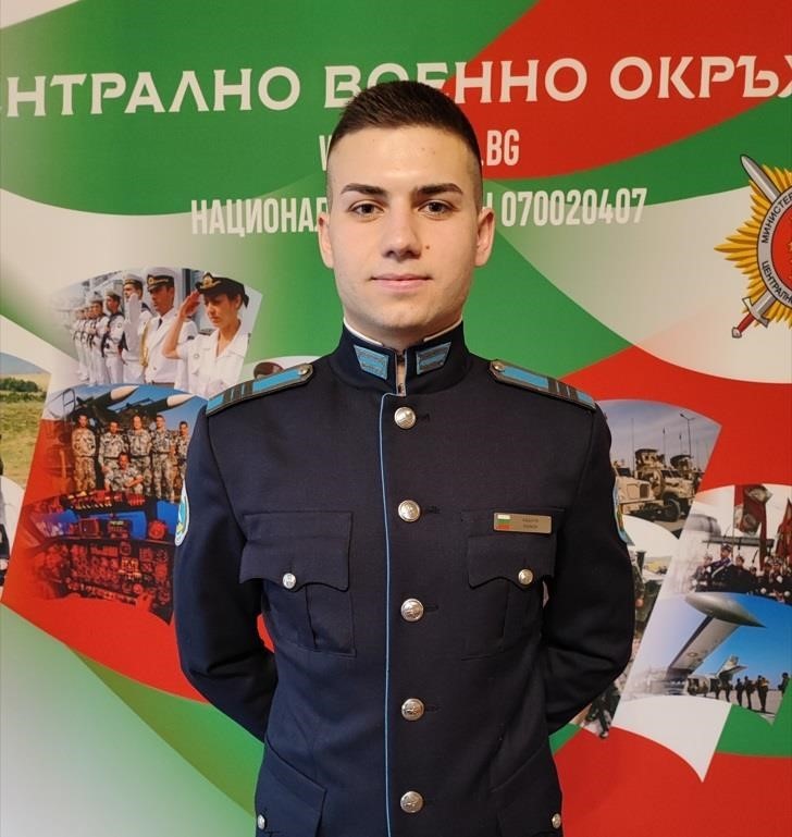 Курсант-сержант Борислав Иванов -сред победителите в конкурса на Централно военно окръжие 