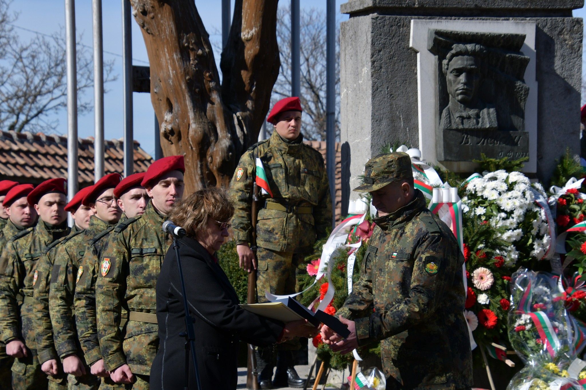 - armymedia.bg
