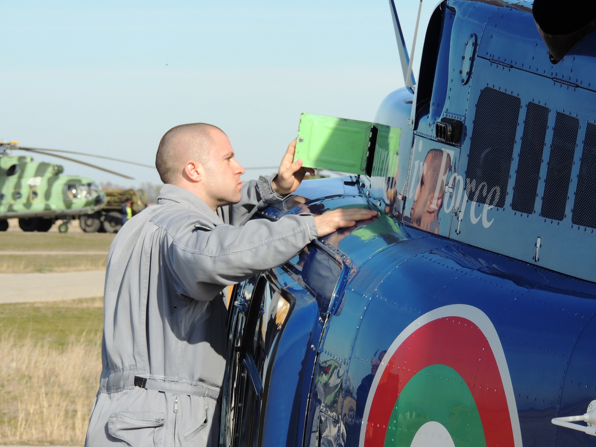 - armymedia.bg