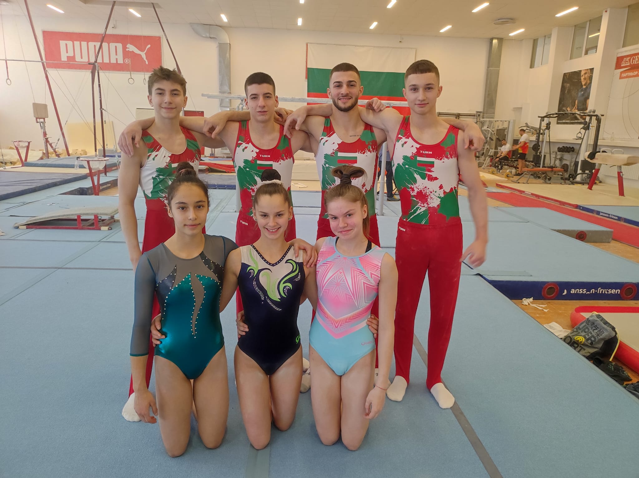 България с пълни отбори на СП по спортна гимнастика за младежи и девойки