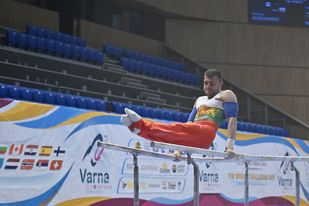 Седем финала за българските състезатели във втория ден на световната купа по спортна гимнастика във Варна