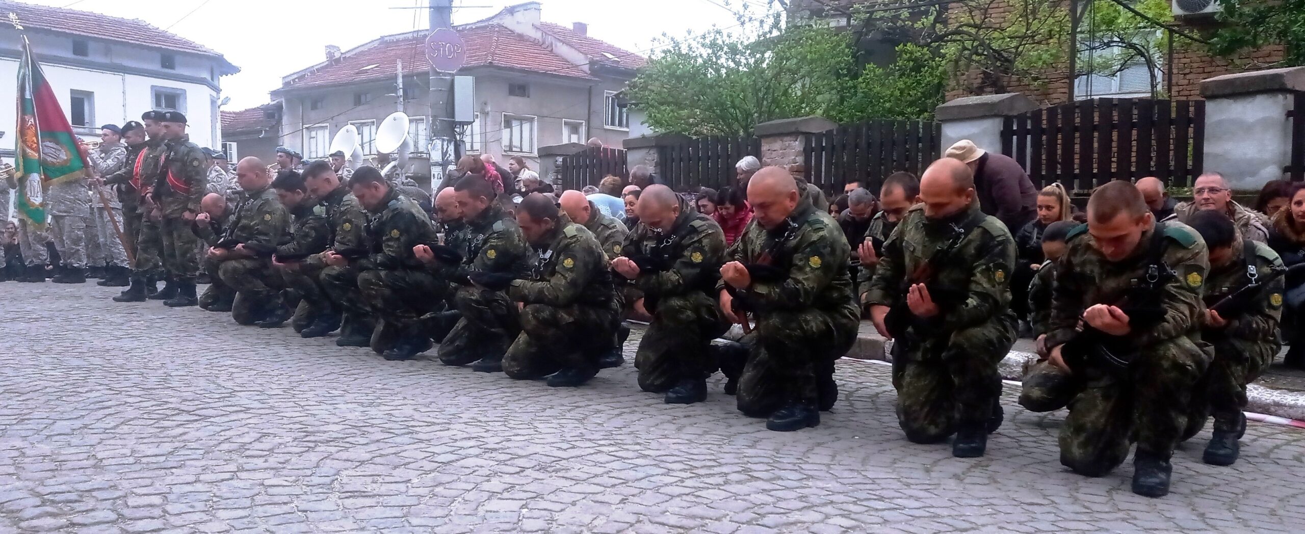 Тържествено честване на 147 години от Априлското въстание в Брацигово - armymedia.bg Тържествено честване на 147 години от Априлското въстание в Брацигово