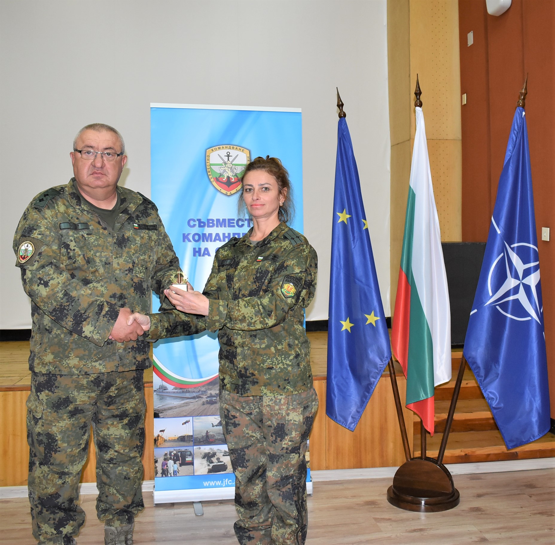 Награди за военнослужещите завърнали се от мисията в Косово