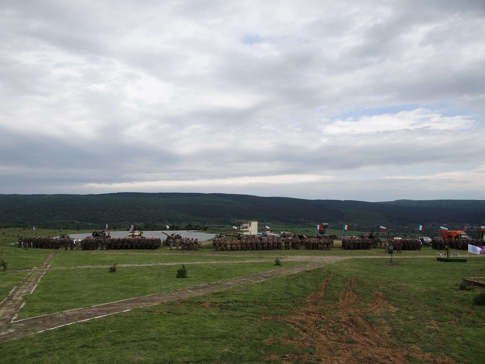 - armymedia.bg