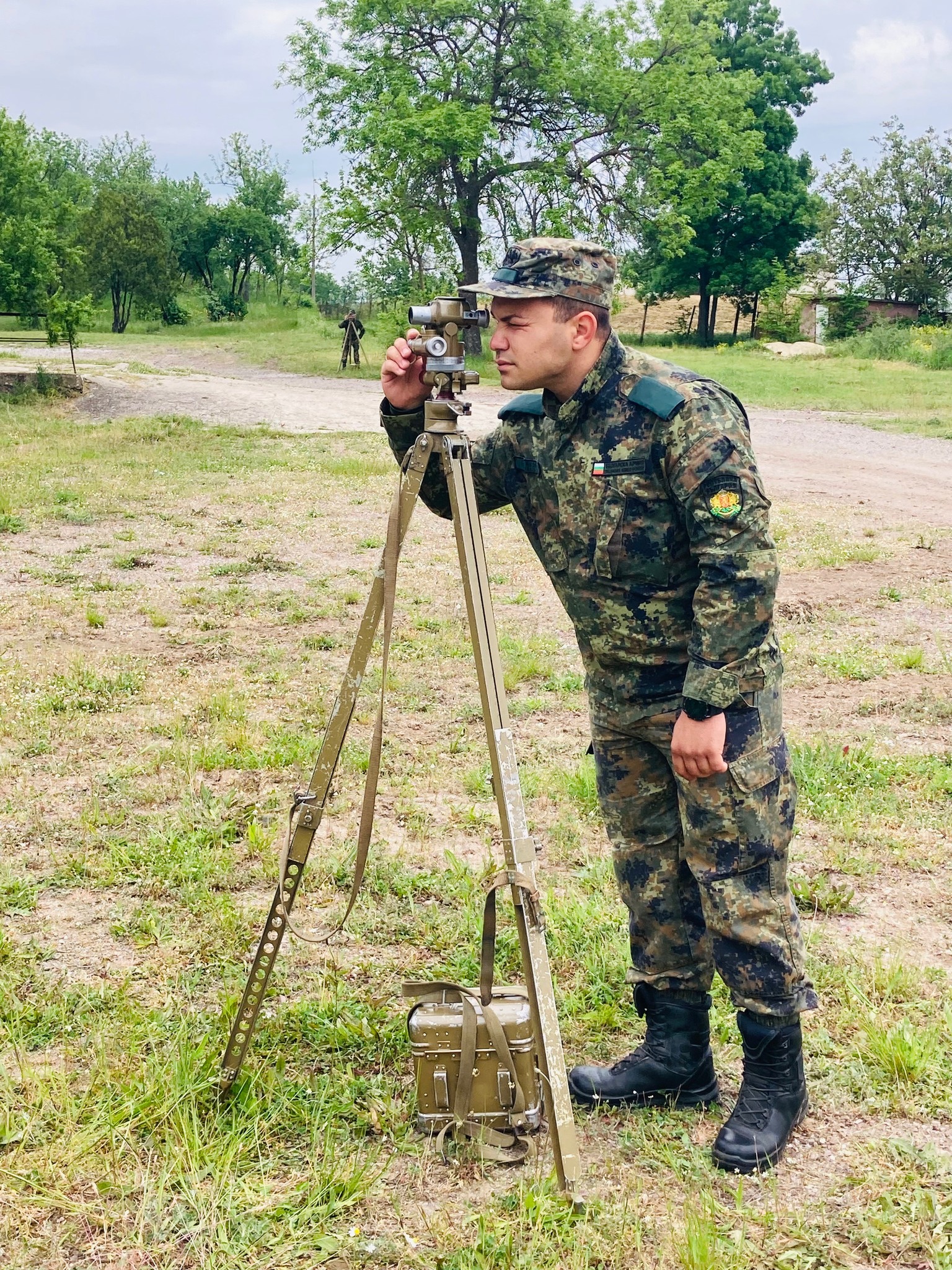 Артилеристи трупат знания, придобиват военно - отчетна специалност - armymedia.bg Артилеристи трупат знания, придобиват военно - отчетна специалност