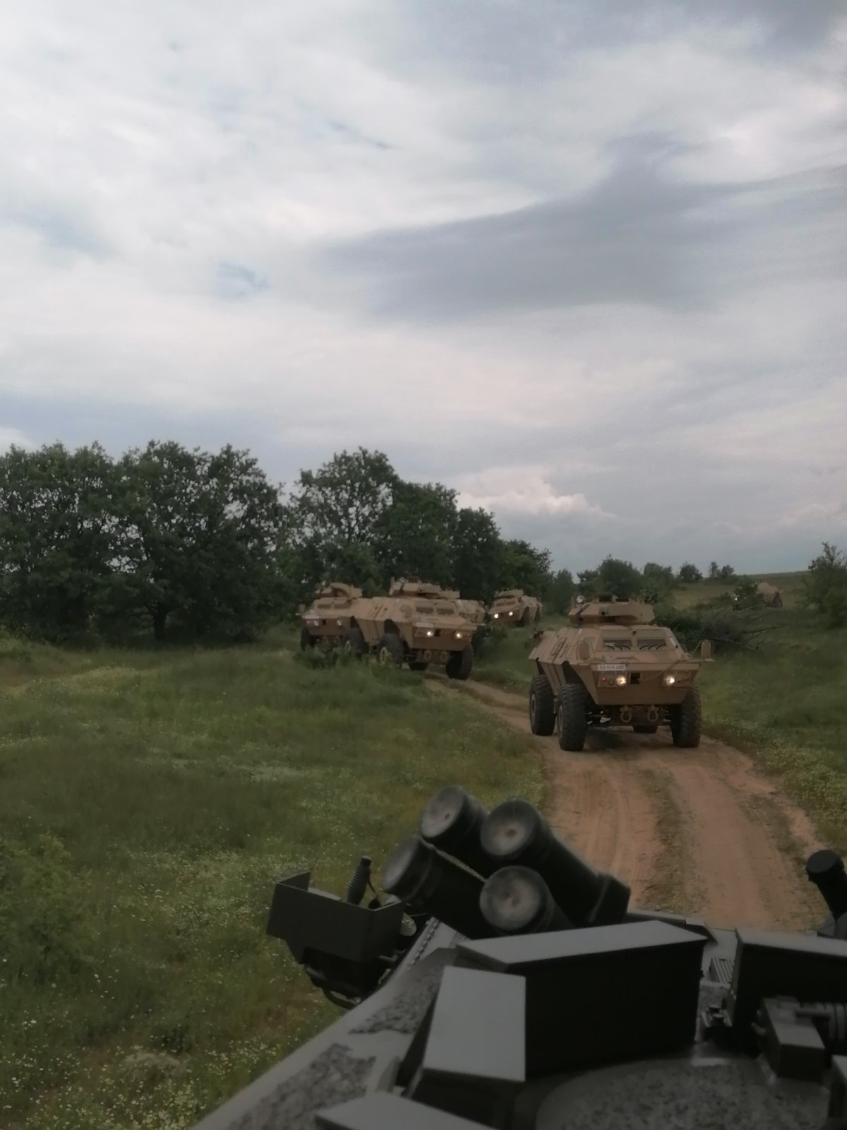 На учебен полигон „Корен“ пристигнаха военнослужещите и техниката от 3-то бригадно командване-Благоевград, участващи в международното учение „Пирински страж 23“ - armymedia.bg На учебен полигон „Корен“ пристигнаха военнослужещите и техниката от 3-то бригадно командване-Благоевград, участващи в международното учение „Пирински страж 23“