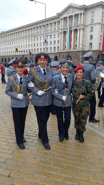 - armymedia.bg