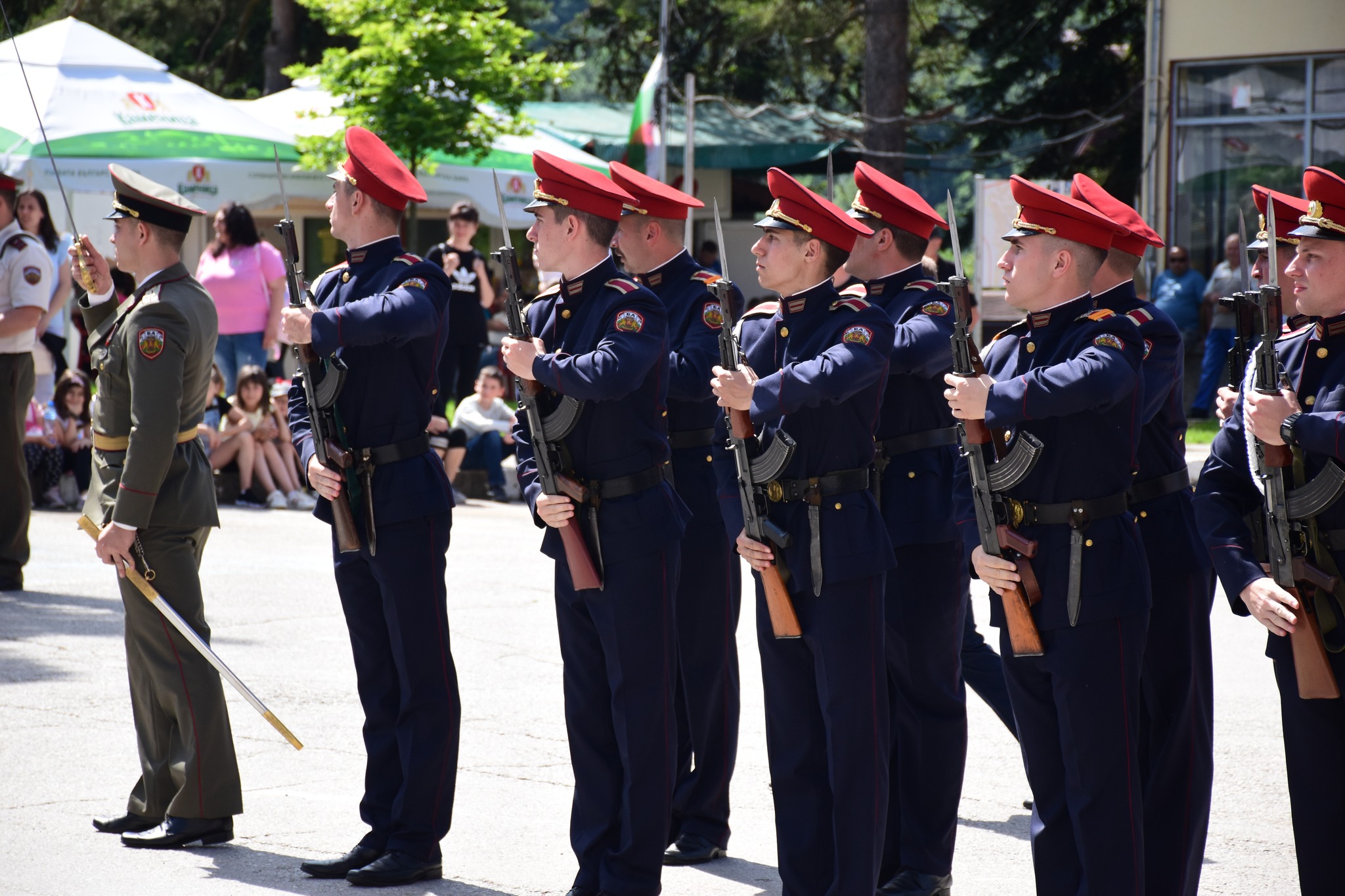- armymedia.bg