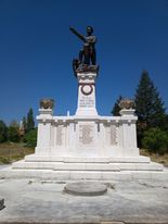 В Сливен спасяват паметника на Шести артилерийски полк