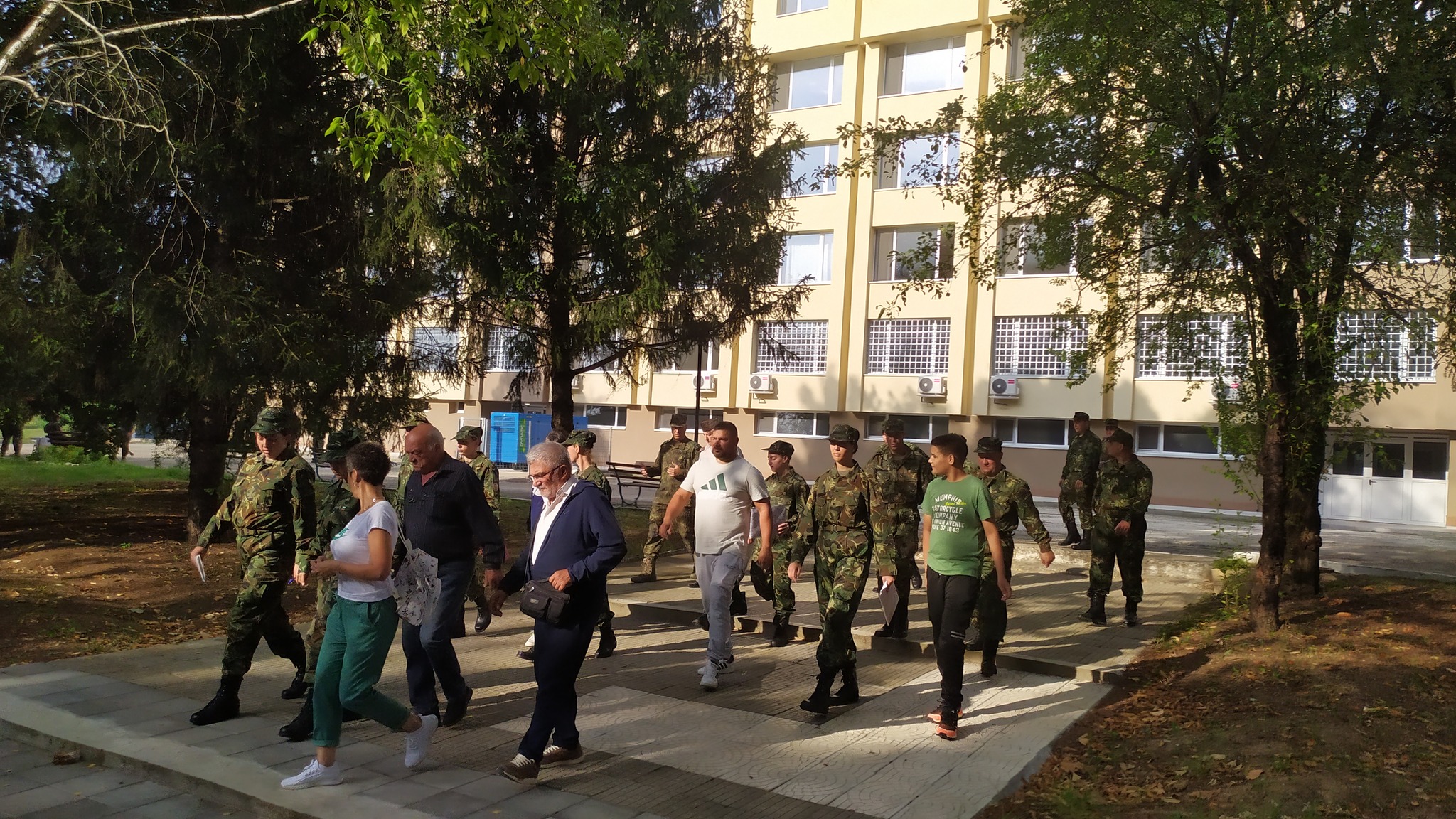 - armymedia.bg