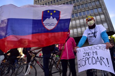 Протест в Словения срещу правителството