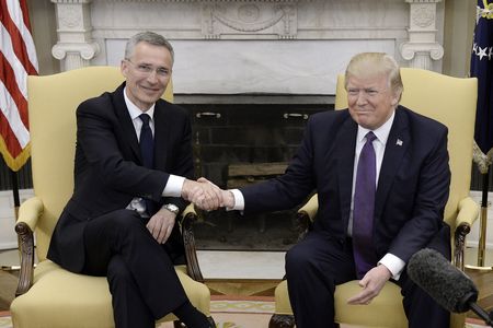 Столтенберг и Тръмп: НАТО не е в мозъчна смърт